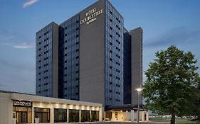 Holiday Inn Pointe Claire Montreal Airport
